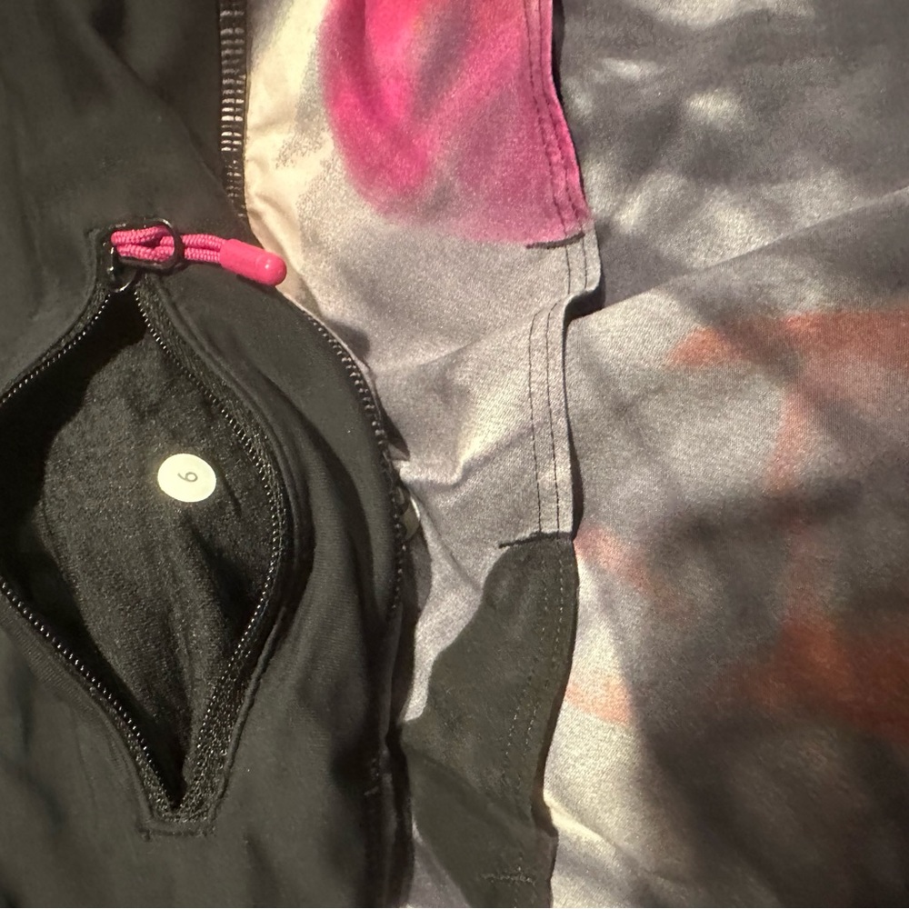 Lululemon rare active wear shorts size 6 unicorn tears. - Picture 2 of 7